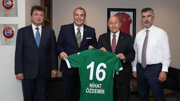 Bursaspor Başkanı Erkan Kamat, TFF Başkanı Nihat Özdemir’i ziyaret